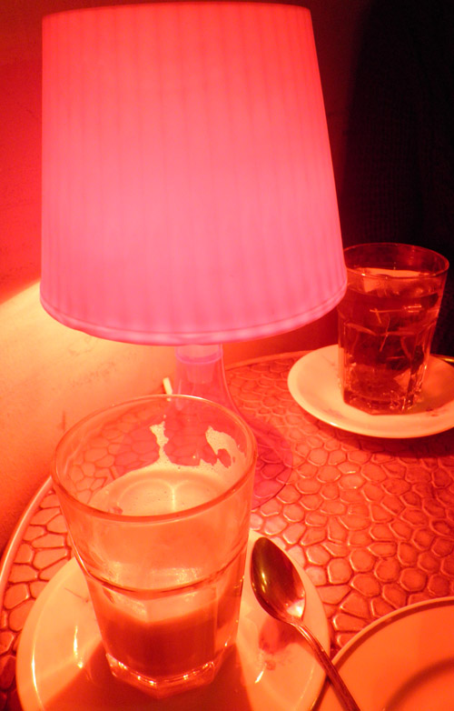 lampe-interior-primitiv-bar © friedrichshainblog.de