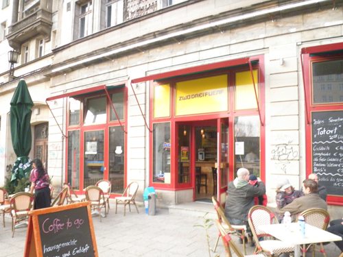 zwei drei fünf - cafe frankfurter allee © friedrichshainblog.de
