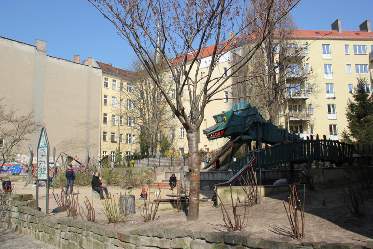 Grosser Spielplatz Im Nordkiez Von Berlin Friedrichshain Friedrichshainblog De