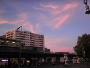 Kottbusser Tor im Abendrot