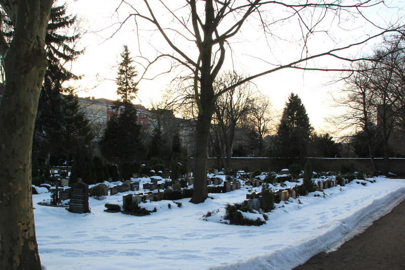 Gräber Friedhof Friedrichshain