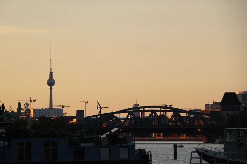 Friedrichshain im Sonnenaufgang
